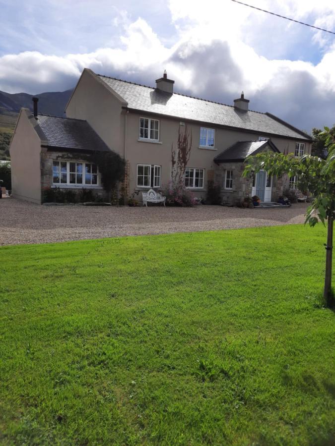 Croagh Patrick Lodge Apartment Westport Buitenkant foto
